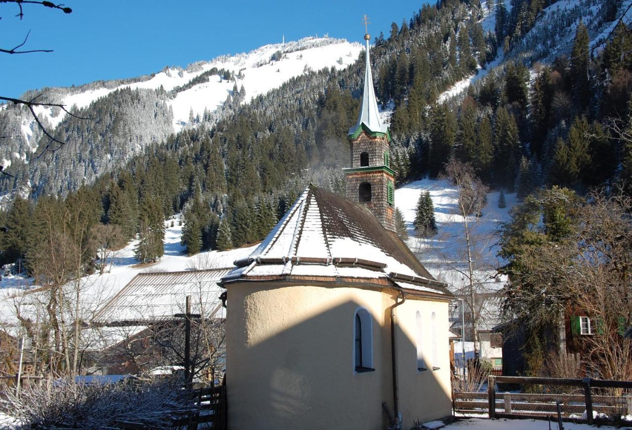 Ferienhaus Alpenglueck Gaicht エクステリア 写真